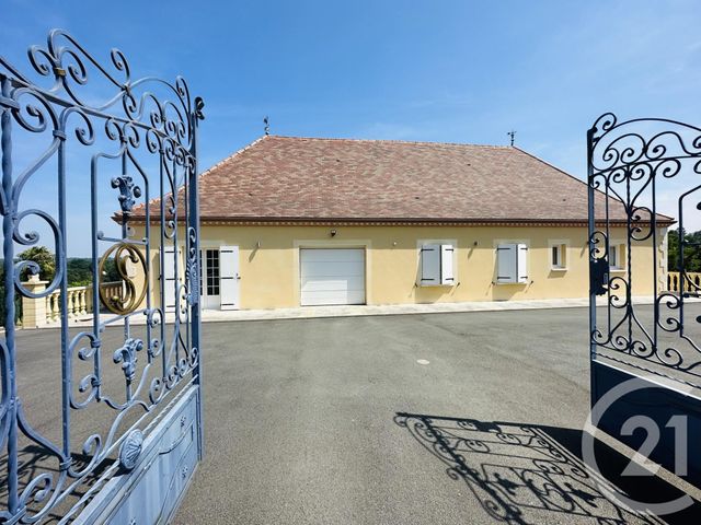 maison à vendre - 8 pièces - 223.8 m2 - QUEYSSAC - 24 - AQUITAINE - Century 21 Immotion
