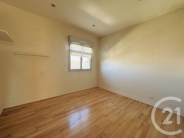 Appartement à vendre - 5 pièces - 110.7 m2 - BERGERAC - 24 - AQUITAINE - Century 21 Immotion