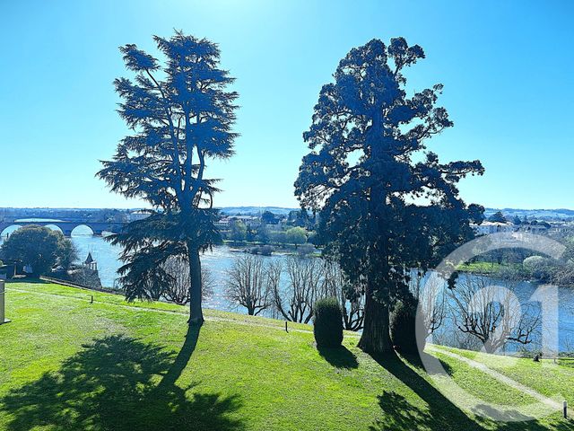 Appartement à vendre - 5 pièces - 110.7 m2 - BERGERAC - 24 - AQUITAINE - Century 21 Immotion