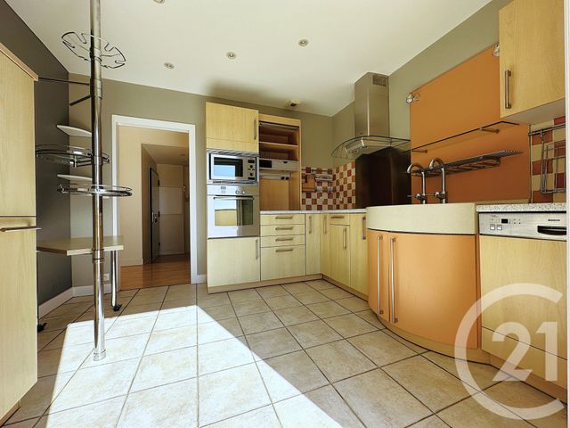 Appartement à vendre - 5 pièces - 110.7 m2 - BERGERAC - 24 - AQUITAINE - Century 21 Immotion