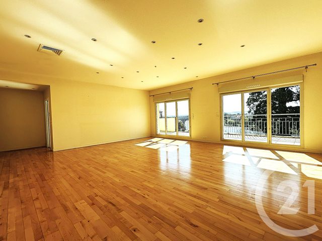 Appartement à vendre - 5 pièces - 110.7 m2 - BERGERAC - 24 - AQUITAINE - Century 21 Immotion