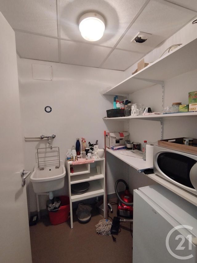 entreprise à louer - 109.83 m2 - BERGERAC - 24 - AQUITAINE - Century 21 Immotion