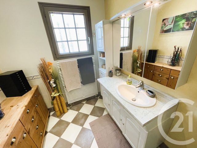 maison à vendre - 5 pièces - 140.0 m2 - LAMONZIE ST MARTIN - 24 - AQUITAINE - Century 21 Immotion