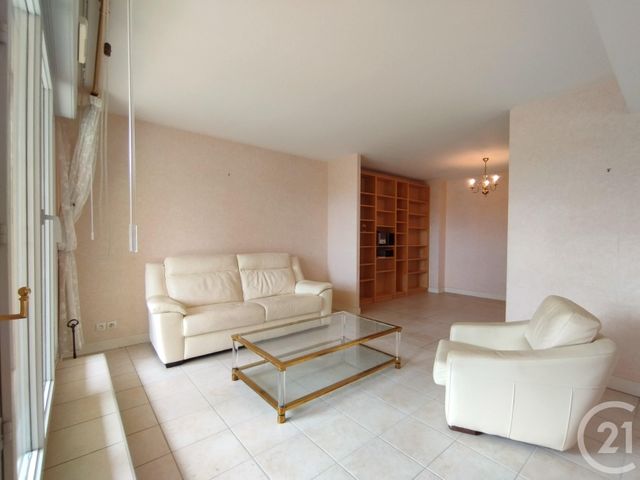 Appartement T4 à vendre - 4 pièces - 110.0 m2 - BERGERAC - 24 - AQUITAINE - Century 21 Immotion