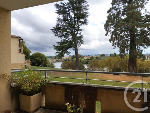 Appartement T4 à vendre - 4 pièces - 110.0 m2 - BERGERAC - 24 - AQUITAINE - Century 21 Immotion