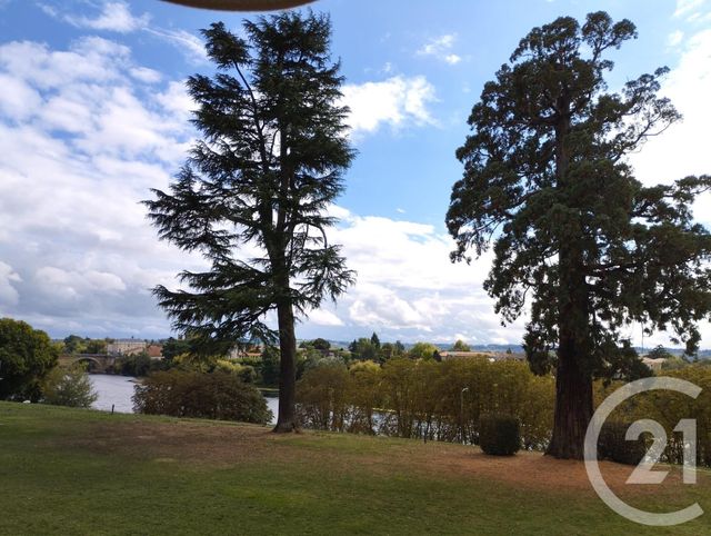 Appartement T4 à vendre - 4 pièces - 110.0 m2 - BERGERAC - 24 - AQUITAINE - Century 21 Immotion