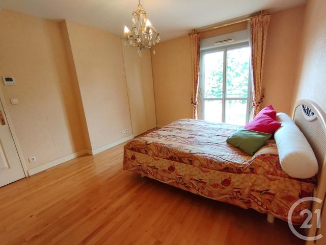 Appartement T4 à vendre - 4 pièces - 110.0 m2 - BERGERAC - 24 - AQUITAINE - Century 21 Immotion