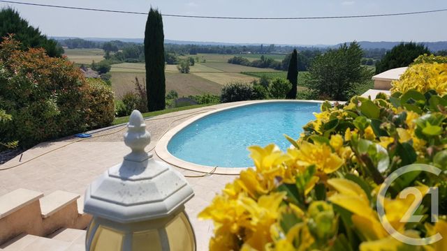 Afficher la photo en grand maison à vendre - 5 pièces - 130.0 m2 - LE FLEIX - 24 - AQUITAINE - Century 21 Immotion