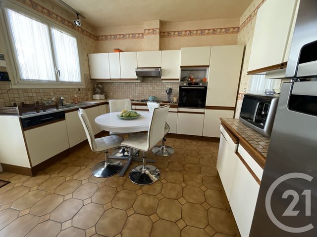 Appartement à vendre - 5 pièces - 145.0 m2 - BERGERAC - 24 - AQUITAINE - Century 21 Immotion