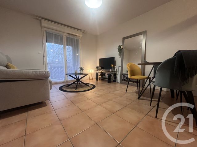 Appartement T2 à louer - 2 pièces - 37.66 m2 - PORT STE FOY ET PONCHAPT - 33 - AQUITAINE - Century 21 Immotion