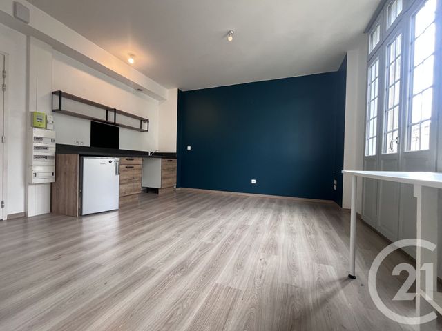 Appartement T2 à louer - 2 pièces - 26.3 m2 - BERGERAC - 24 - AQUITAINE - Century 21 Immotion