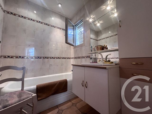 maison à vendre - 7 pièces - 200.0 m2 - BERGERAC - 24 - AQUITAINE - Century 21 Immotion