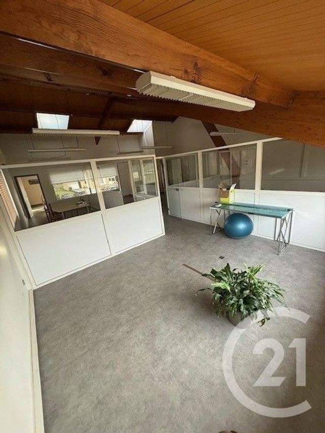 Appartement Local à louer - 4 pièces - 92.0 m2 - BERGERAC - 24 - AQUITAINE - Century 21 Immotion