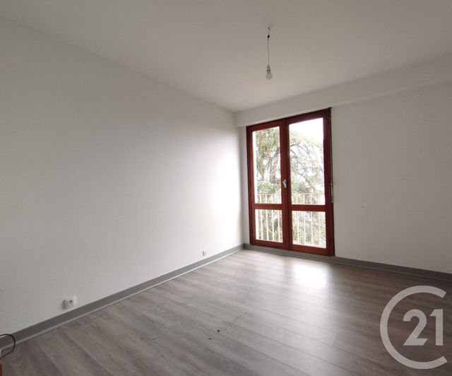 Appartement T3 à vendre - 3 pièces - 74.0 m2 - BERGERAC - 24 - AQUITAINE - Century 21 Immotion