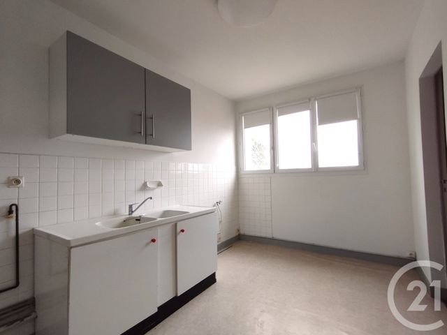 Appartement T3 à vendre - 3 pièces - 74.0 m2 - BERGERAC - 24 - AQUITAINE - Century 21 Immotion