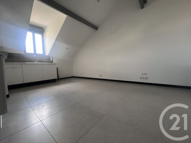 Afficher la photo en grand Appartement T2 à louer - 2 pièces - 24.43 m2 - BERGERAC - 24 - AQUITAINE - Century 21 Immotion