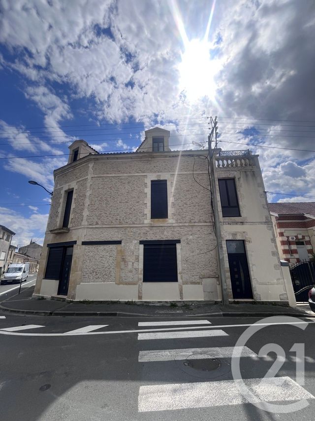 Afficher la photo en grand Appartement T2 à louer - 2 pièces - 24.43 m2 - BERGERAC - 24 - AQUITAINE - Century 21 Immotion