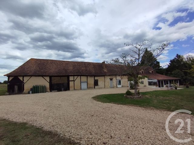 maison à vendre - 13 pièces - 343.8 m2 - ST PIERRE D EYRAUD - 24 - AQUITAINE - Century 21 Immotion