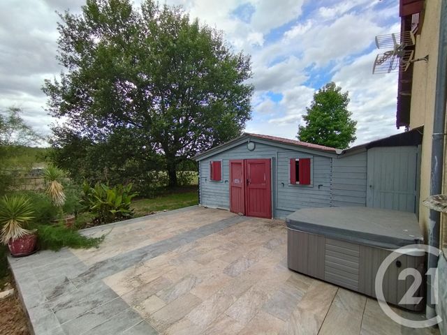maison à vendre - 13 pièces - 343.8 m2 - ST PIERRE D EYRAUD - 24 - AQUITAINE - Century 21 Immotion