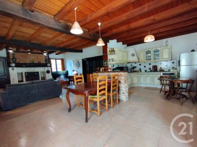 maison à vendre - 13 pièces - 343.8 m2 - ST PIERRE D EYRAUD - 24 - AQUITAINE - Century 21 Immotion