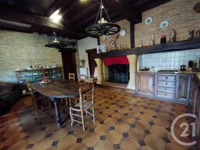 maison à vendre - 13 pièces - 343.8 m2 - ST PIERRE D EYRAUD - 24 - AQUITAINE - Century 21 Immotion