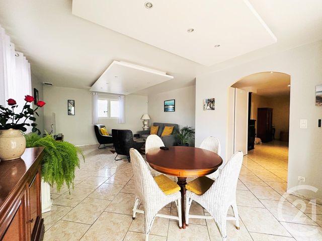 Afficher la photo en grand maison à vendre - 5 pièces - 132.6 m2 - BERGERAC - 24 - AQUITAINE - Century 21 Immotion