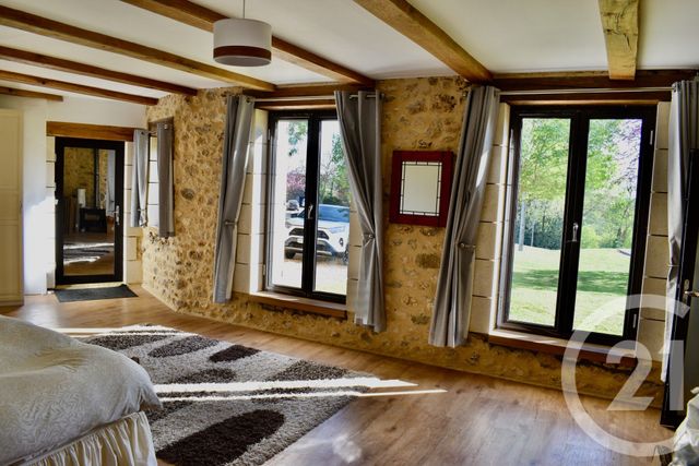 Afficher la photo en grand maison à vendre - 8 pièces - 230.0 m2 - MAURENS - 24 - AQUITAINE - Century 21 Immotion