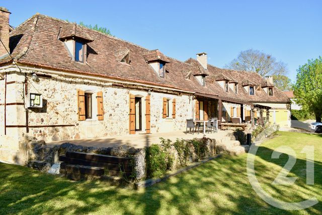 Afficher la photo en grand maison à vendre - 8 pièces - 230.0 m2 - MAURENS - 24 - AQUITAINE - Century 21 Immotion