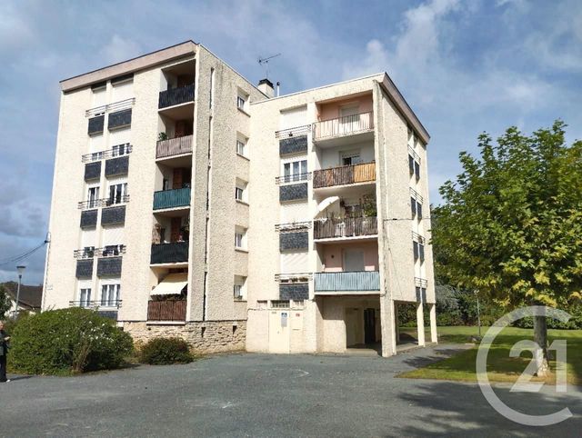 Appartement F4 à vendre - 4 pièces - 82.84 m2 - BERGERAC - 24 - AQUITAINE - Century 21 Immotion