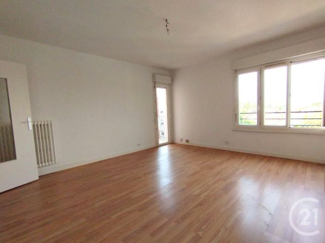 Appartement F4 à vendre - 4 pièces - 82.84 m2 - BERGERAC - 24 - AQUITAINE - Century 21 Immotion