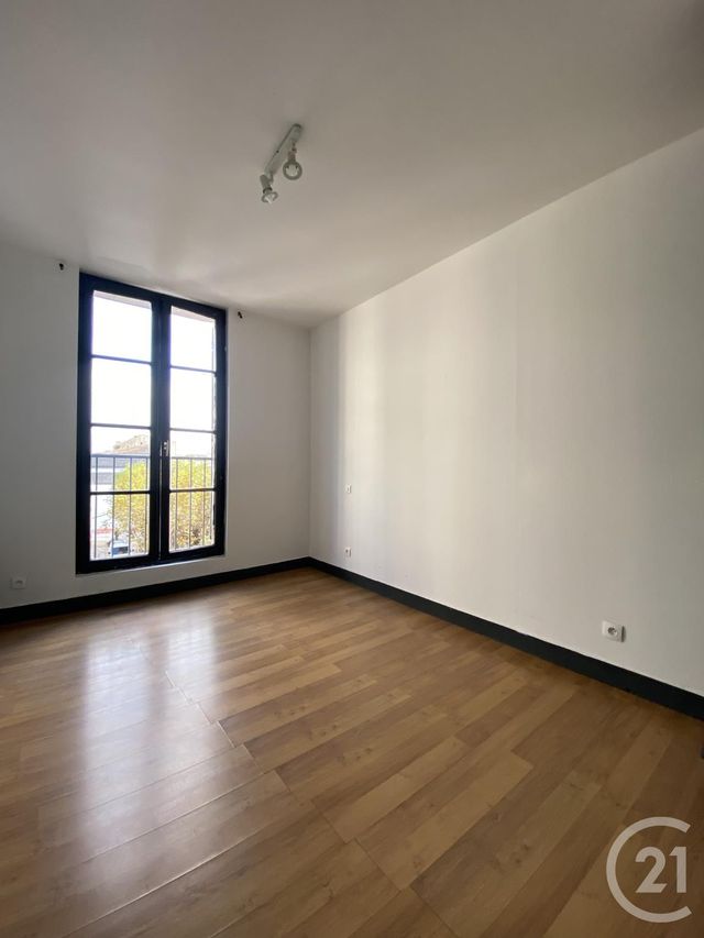 Appartement à louer - 2 pièces - 42.1 m2 - BERGERAC - 24 - AQUITAINE - Century 21 Immotion