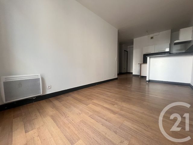 Appartement à louer - 2 pièces - 42.1 m2 - BERGERAC - 24 - AQUITAINE - Century 21 Immotion