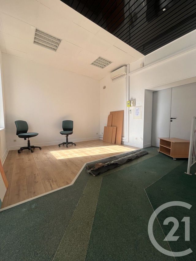 entreprise à louer - 110.0 m2 - BERGERAC - 24 - AQUITAINE - Century 21 Immotion