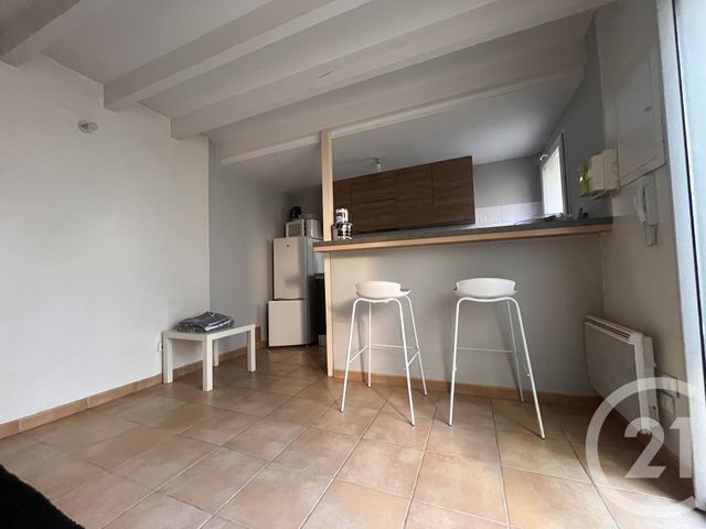 Afficher la photo en grand Appartement Duplex à louer - 2 pièces - 32.0 m2 - BERGERAC - 24 - AQUITAINE - Century 21 Immotion