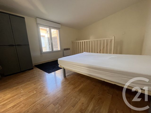 Afficher la photo en grand Appartement Duplex à louer - 2 pièces - 32.0 m2 - BERGERAC - 24 - AQUITAINE - Century 21 Immotion