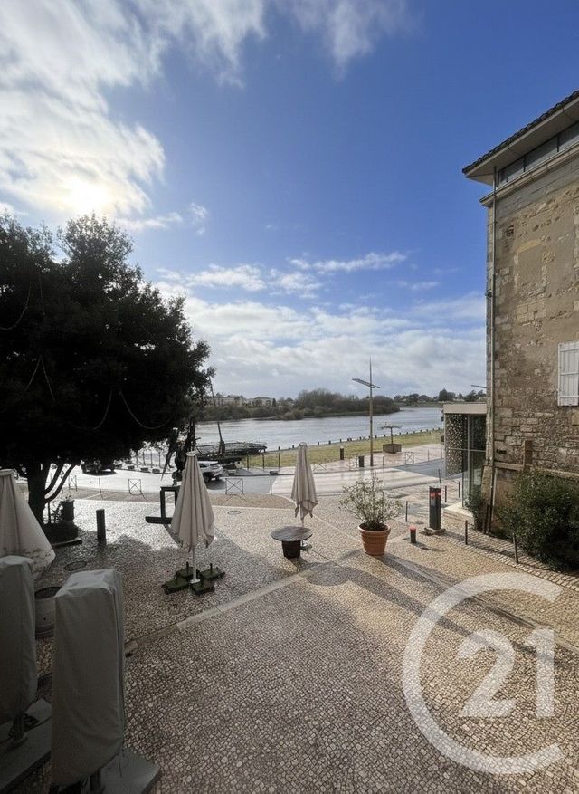 Appartement T3 à louer - 3 pièces - 66.41 m2 - BERGERAC - 24 - AQUITAINE - Century 21 Immotion