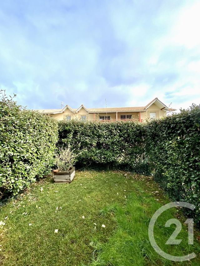 Appartement T3 à louer - 3 pièces - 64.07 m2 - BERGERAC - 24 - AQUITAINE - Century 21 Immotion