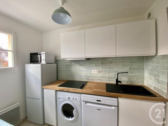 Appartement T3 à louer - 3 pièces - 64.07 m2 - BERGERAC - 24 - AQUITAINE - Century 21 Immotion