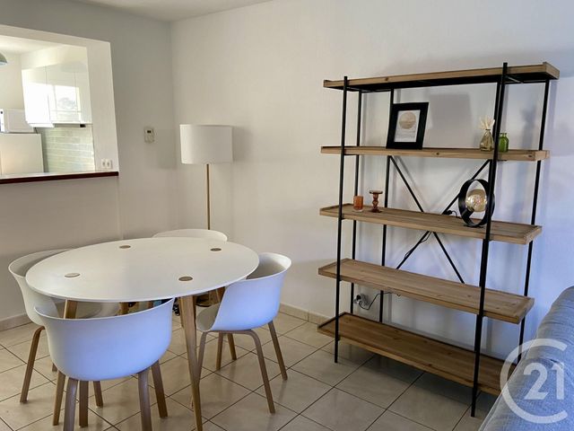 Appartement T3 à louer - 3 pièces - 64.07 m2 - BERGERAC - 24 - AQUITAINE - Century 21 Immotion