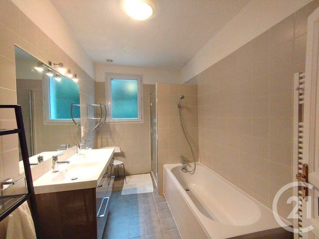 maison à vendre - 9 pièces - 325.0 m2 - BERGERAC - 24 - AQUITAINE - Century 21 Immotion