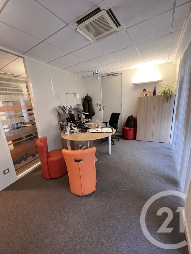 commerce à louer - 141.0 m2 - BERGERAC - 24 - AQUITAINE - Century 21 Immotion